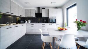 apartment-wohung2-echo-blauer-stein